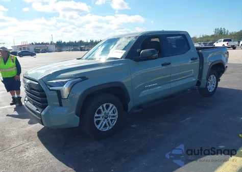 2025 Toyota Tundra Sr5 из США, поврежденный, VIN 5TFLA5AB5SX045372